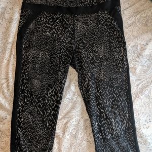 Fabletics Capris